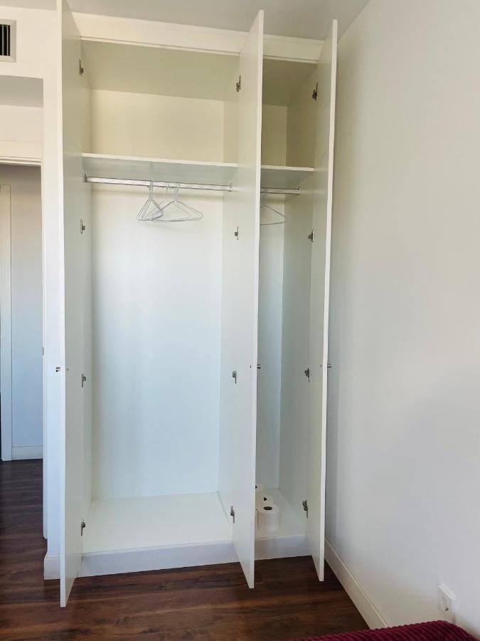 הוספיטלט דה יוברגאט Fira De Barcelona City View Apartment With Garage Parking מראה חיצוני תמונה