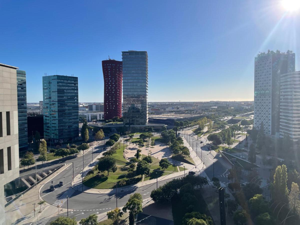 הוספיטלט דה יוברגאט Fira De Barcelona City View Apartment With Garage Parking מראה חיצוני תמונה