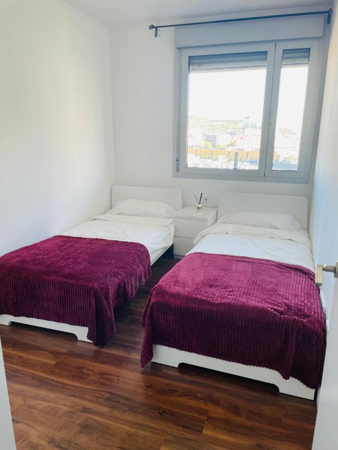הוספיטלט דה יוברגאט Fira De Barcelona City View Apartment With Garage Parking מראה חיצוני תמונה