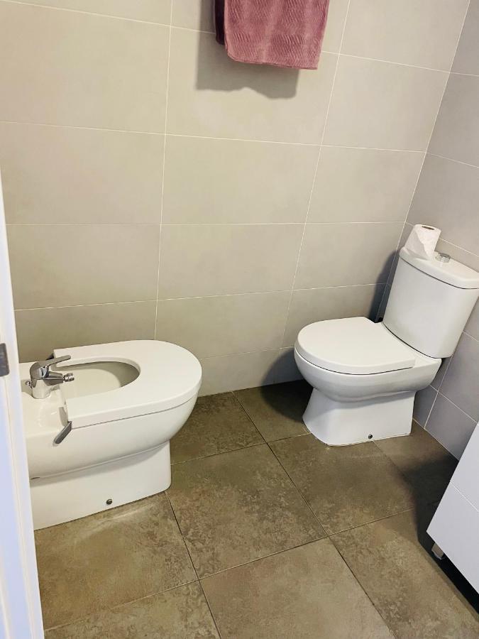 הוספיטלט דה יוברגאט Fira De Barcelona City View Apartment With Garage Parking מראה חיצוני תמונה