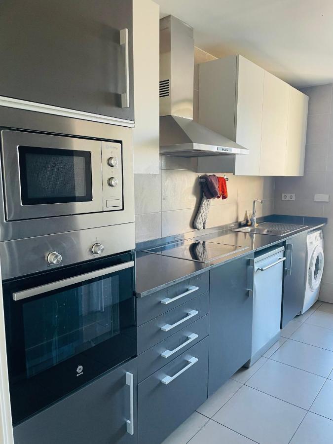 הוספיטלט דה יוברגאט Fira De Barcelona City View Apartment With Garage Parking מראה חיצוני תמונה